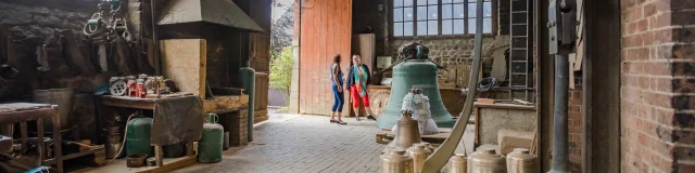 Fonderie De Cloches Atelier Anibas Photography