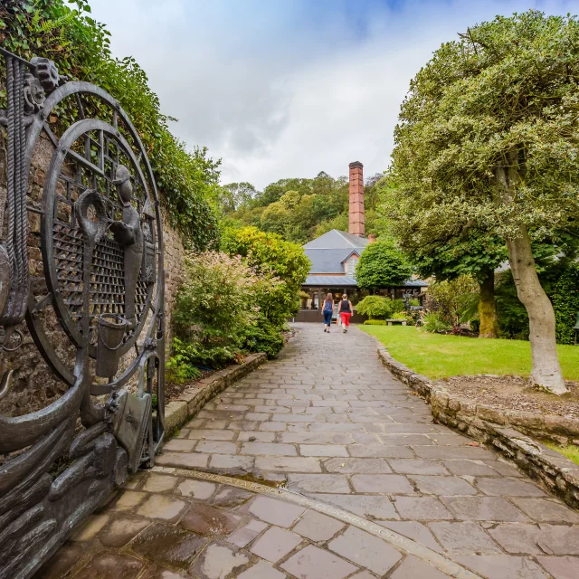 Bell Foundry Entree Anibas Fotografie